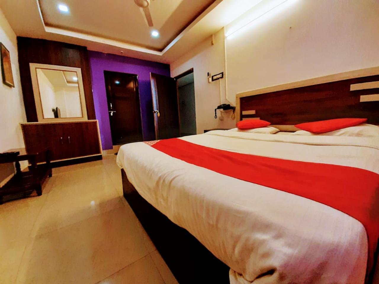 Hotel Vashishta Inn Paderu Eksteriør bilde